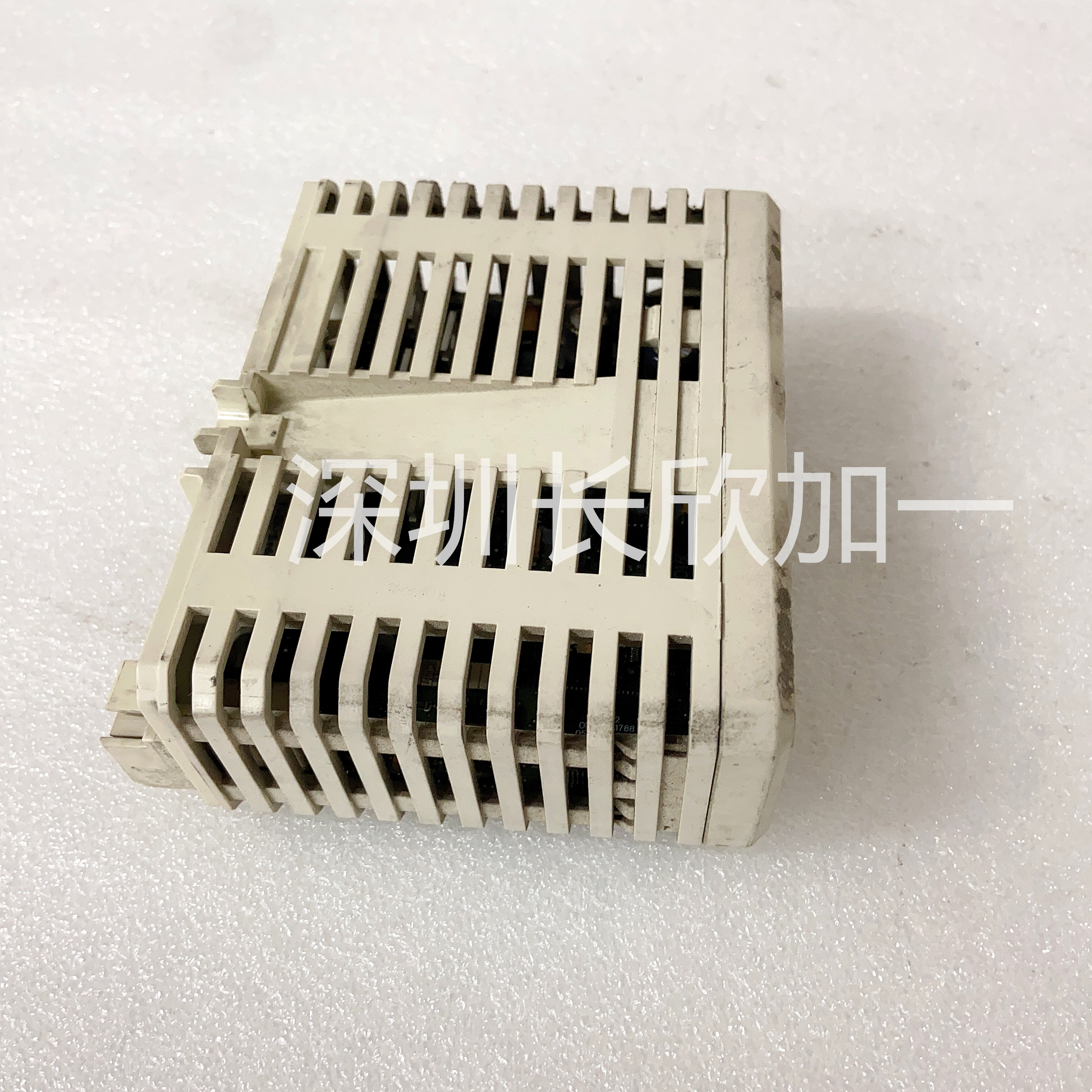 AO810V2 3BSE038415R1 (4).jpg