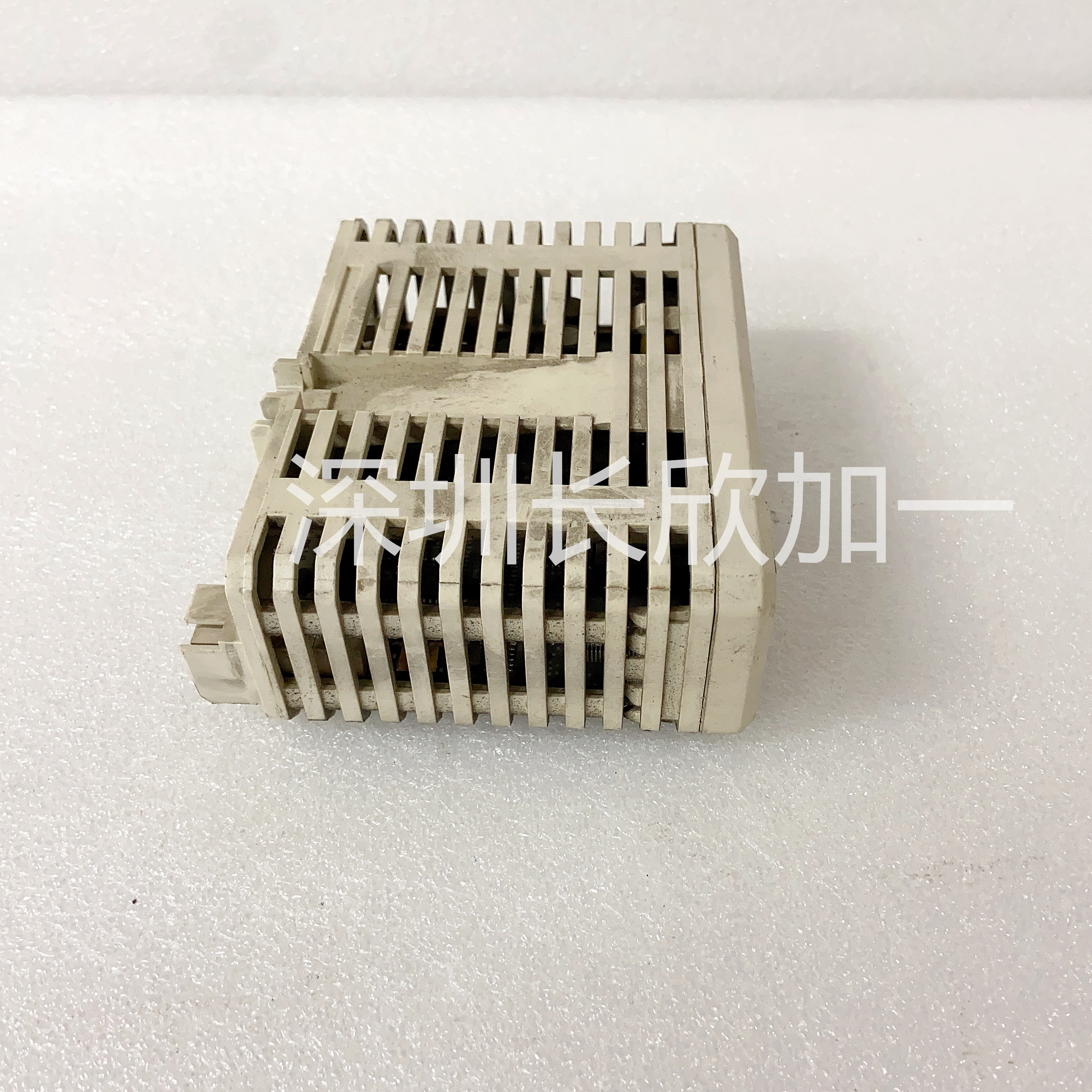 AO810 3BSE008522R1 (4).jpg